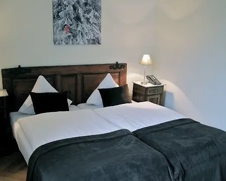 Hotel Hoheneck- Self Check-in